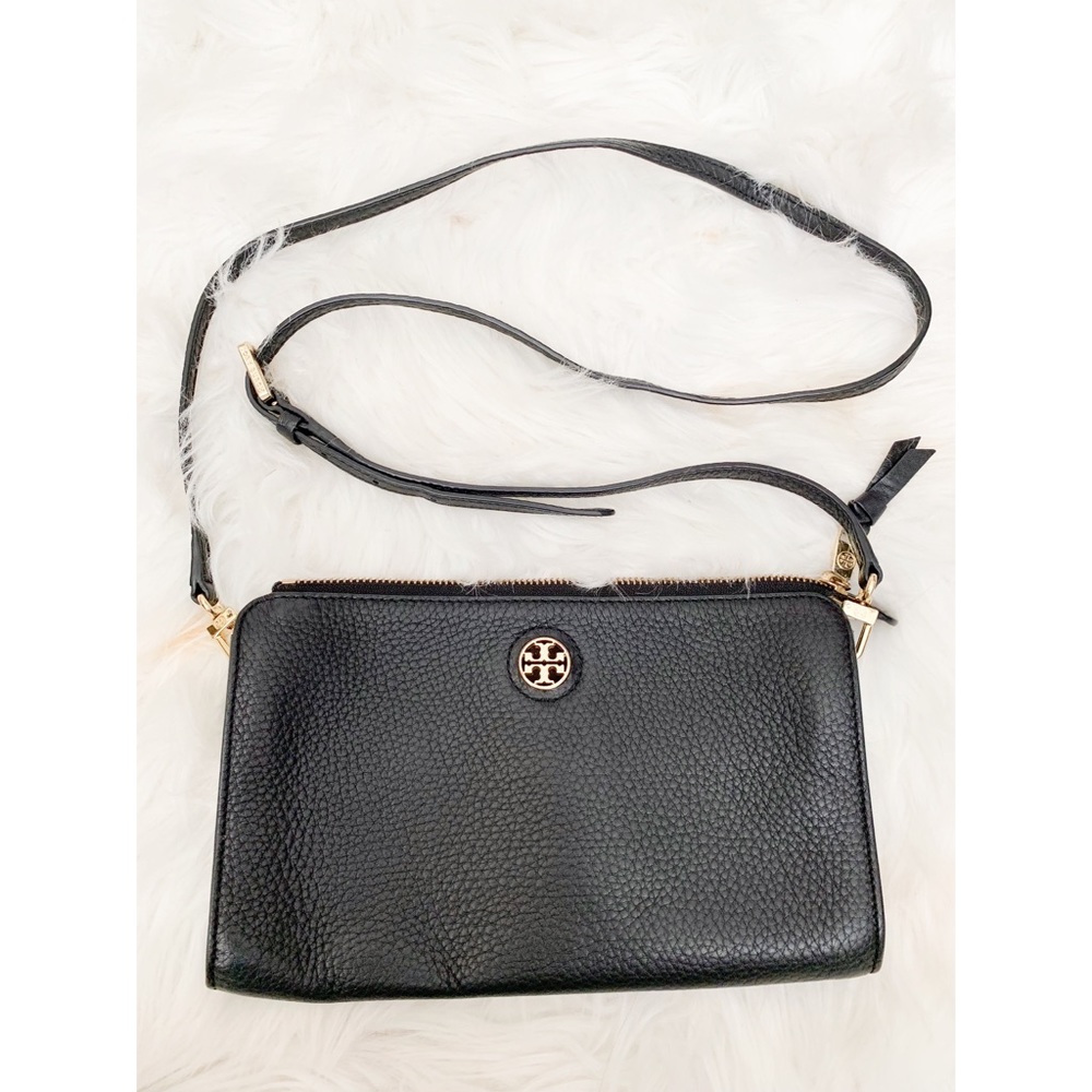 Tory Burch crossbody wallet